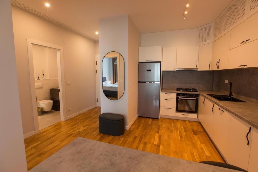 Escapism - Premium 1Br Apartment With Parking Bukurešť Exteriér fotografie